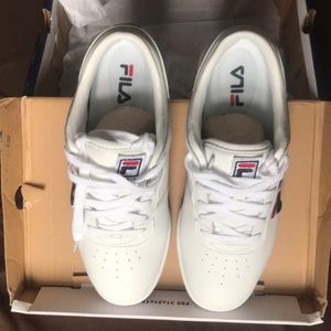 Women’s Fila sneaker
